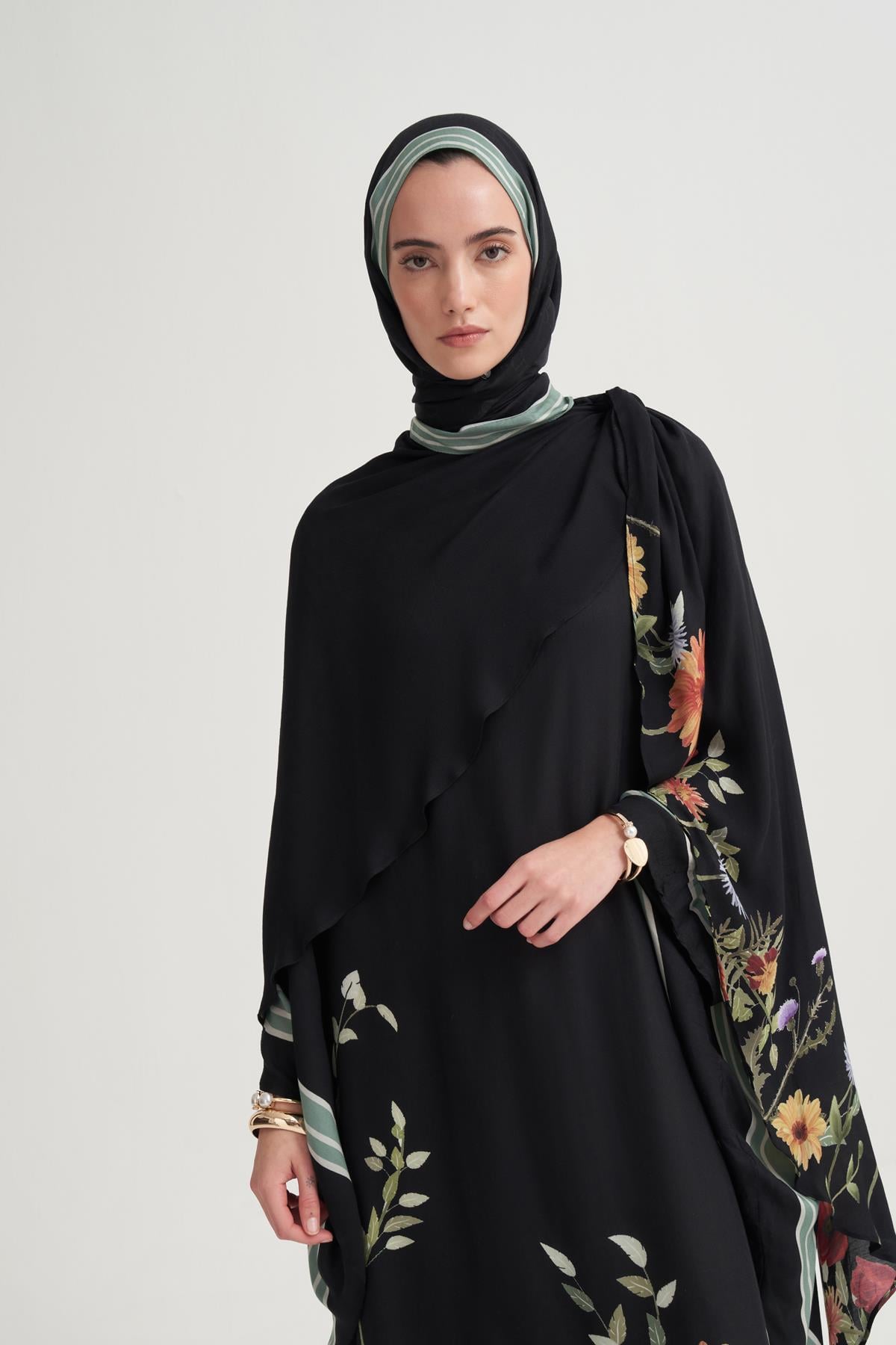 Mirya İncira Scarf Yaka Kaftan Siyah