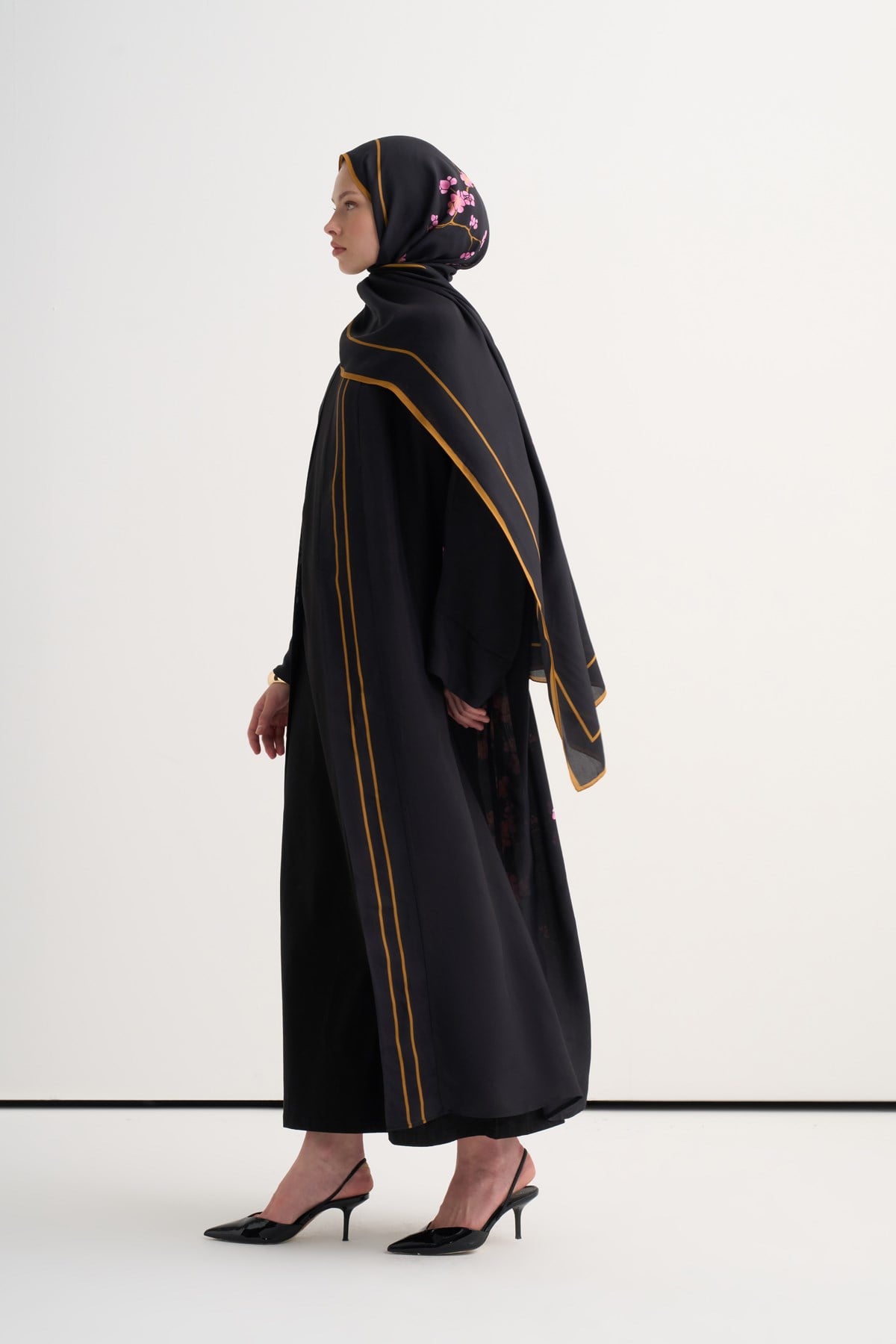 Bloomera Floş Abaya Siyah