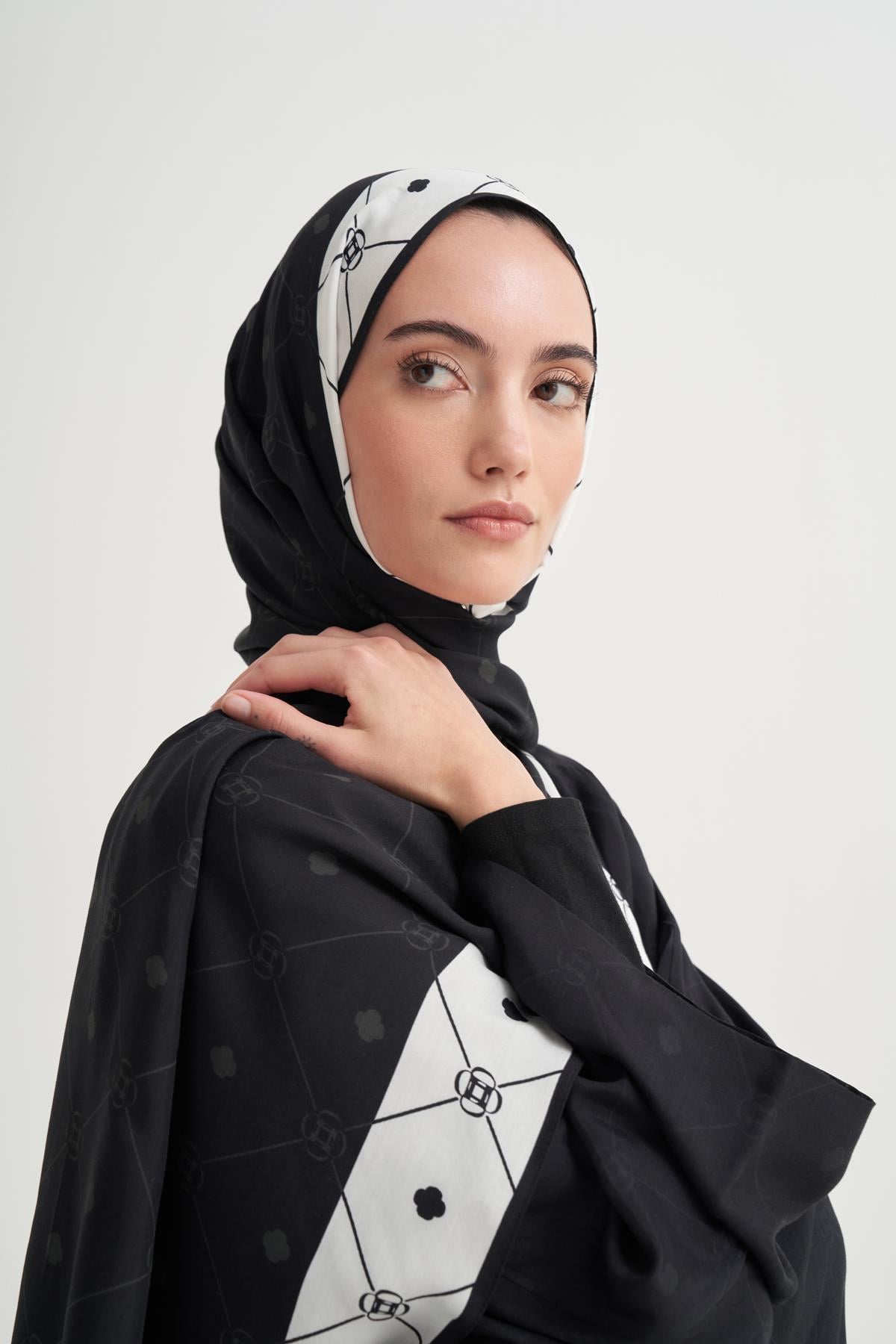 Mia Monogram Floş Scarf Siyah