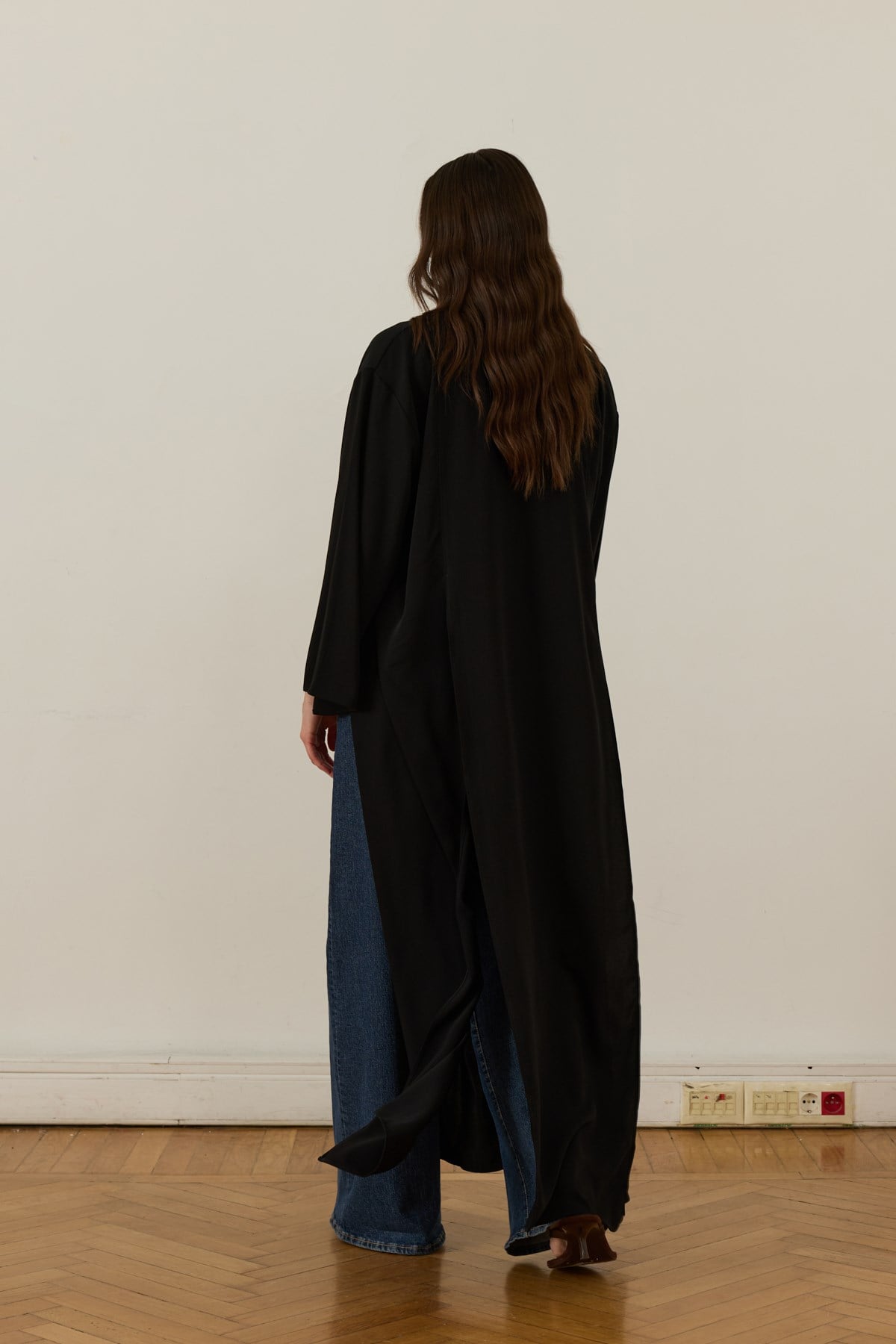 Kheesa Slit Detail Blouse