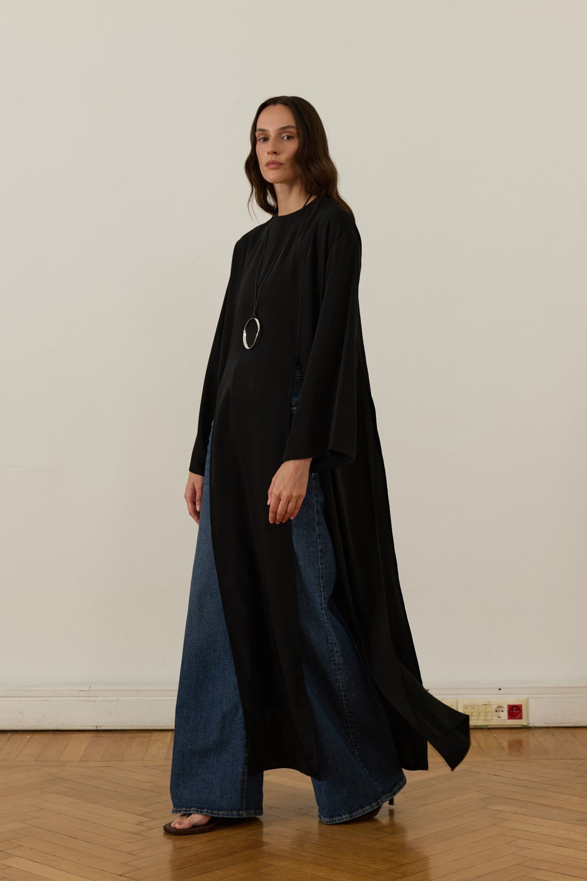 Kheesa Slit Detail Blouse