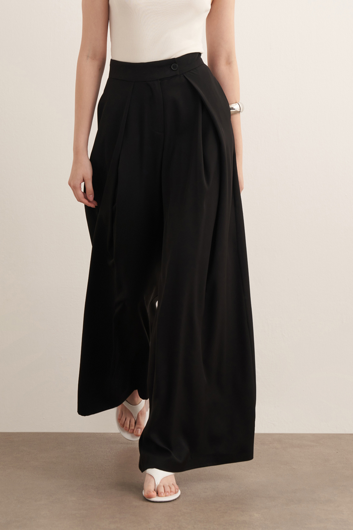 Leona Ruffled Wide Leg Trousers