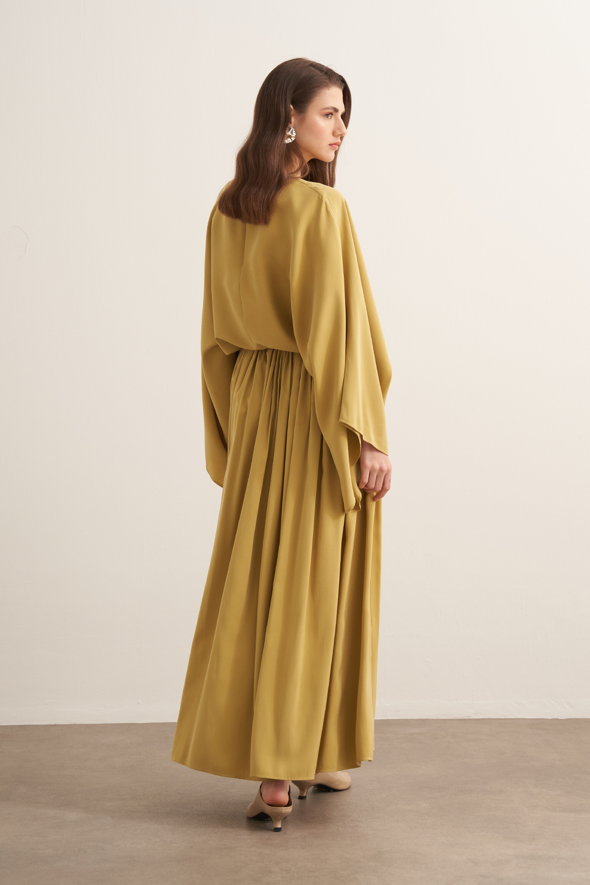 Noor Gathered Skirt Cupra Set