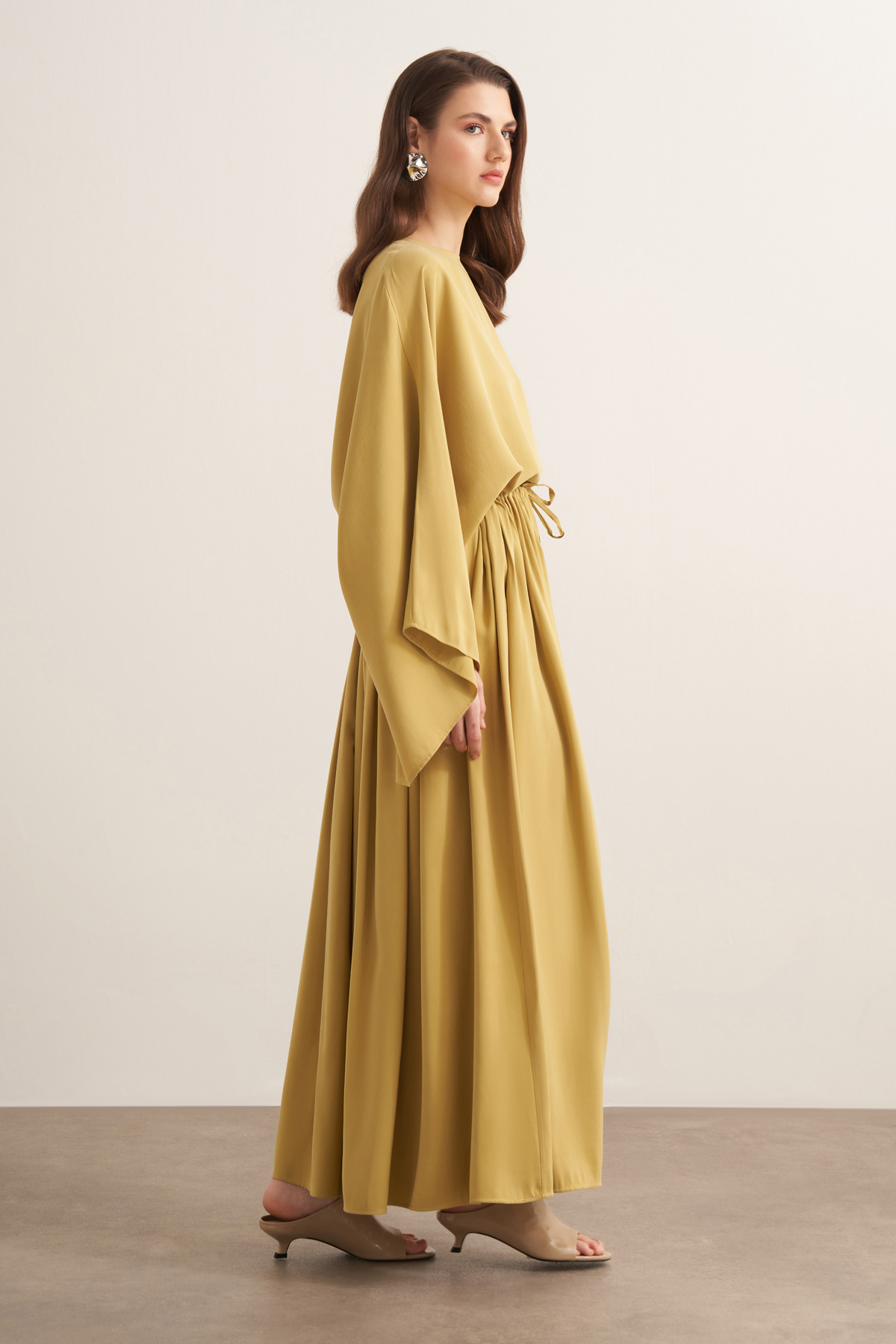 Noor Gathered Skirt Cupra Set