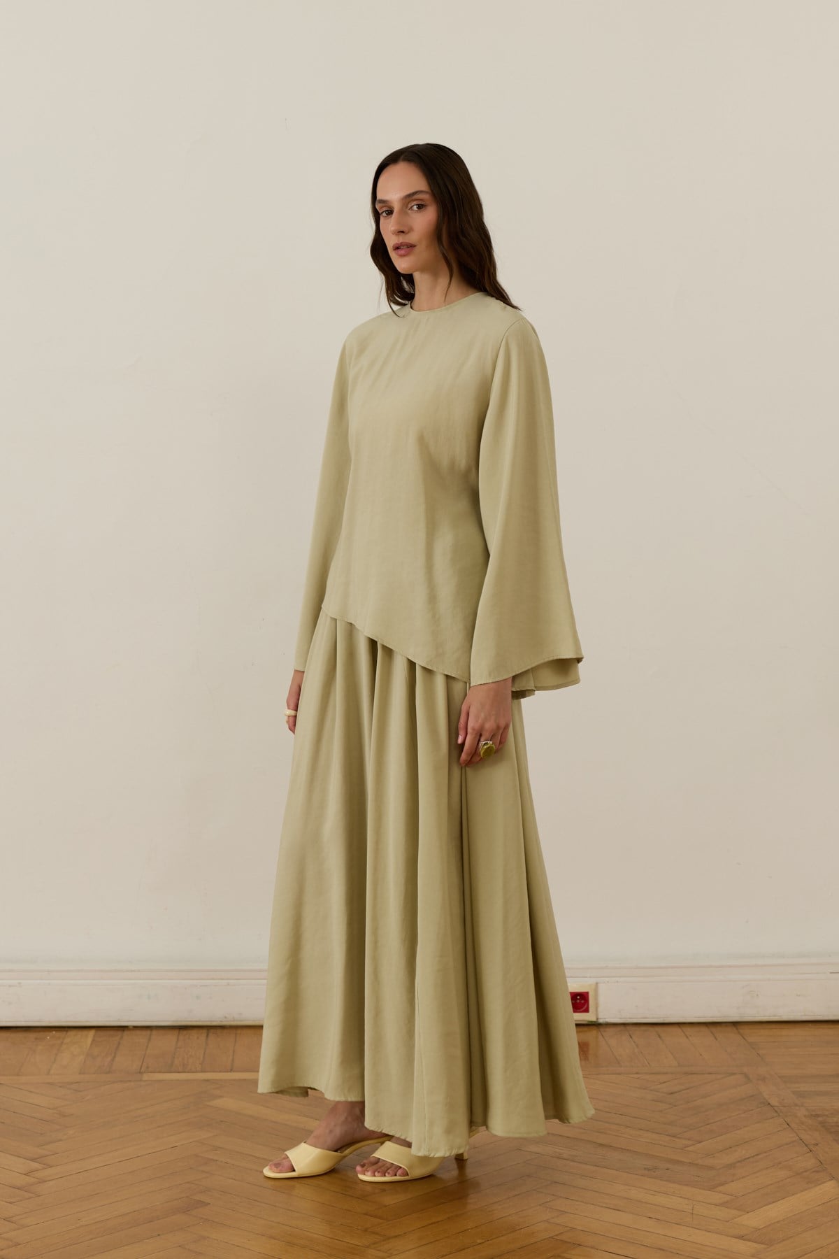 Raya Cupra Suit with Tie-Up Detail Skirt